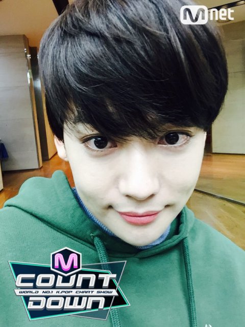 Danh s&aacute;ch những thần tượng YG c&oacute; ngoại h&igrave;nh giống diễn vi&ecirc;n g&acirc;y tranh c&atilde;i - Ảnh 7.