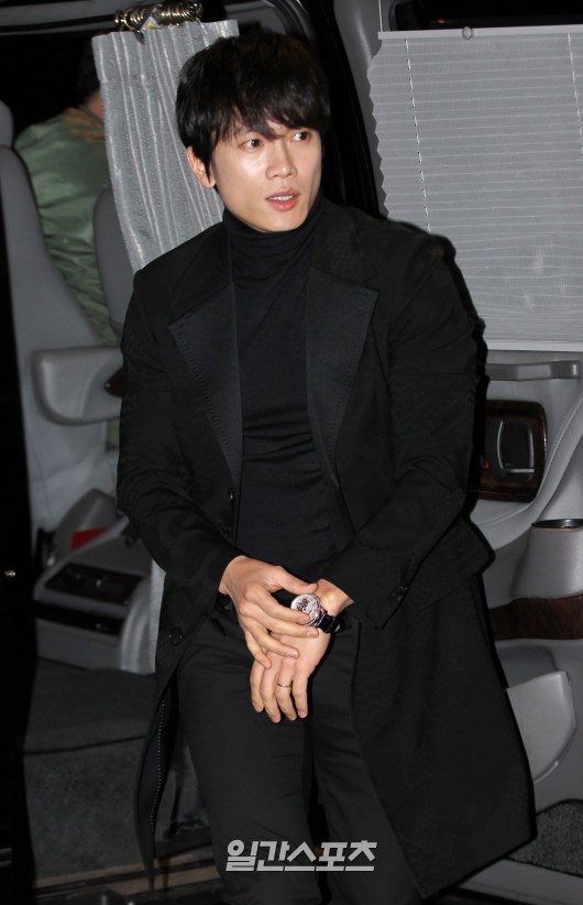 Hot: Hwang Jung Eum xinh đẹp rạng ngời, hội ngộ Park Seo Joon trong ngày cưới - Ảnh 11.