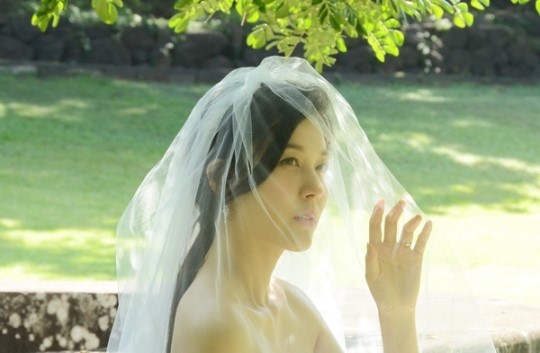 Mỹ nhân “Phẩm Giá Quý Ông” Kim Ha Neul đẹp dịu dàng trong bộ ảnh cưới - Ảnh 13.