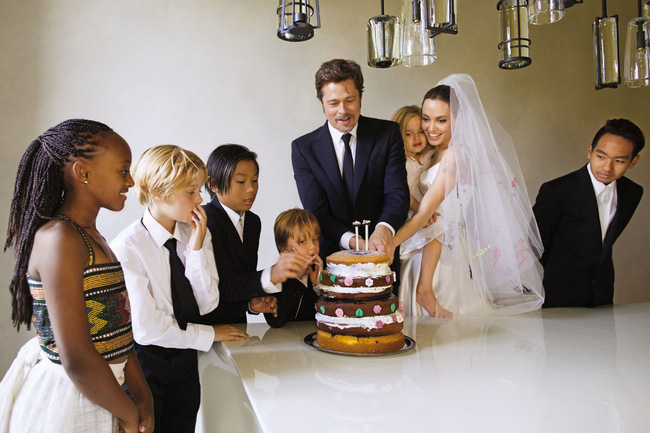 12 năm bên nhau, cặp đôi vàng Hollywood Angelina Jolie - Brad Pitt đã hạnh phúc đến ai cũng phải ngưỡng mộ! - Ảnh 21.