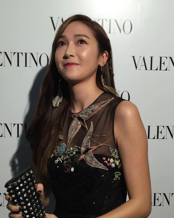 Jessica rạng ngời, đọ sắc bên Xa Thi Mạn tại sự kiện của Valentino - Ảnh 6.