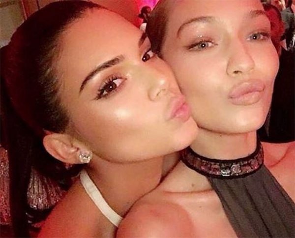 Taylor Swift nhảy cùng Loki, Kendall Jenner và loạt sao phá luật cấm selfie ở Met Gala - Ảnh 4.