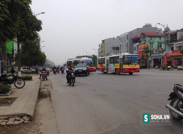 Va chạm xe m&aacute;y, r&uacute;t k&eacute;o truy s&aacute;t cả gia đ&igrave;nh - Ảnh 1.