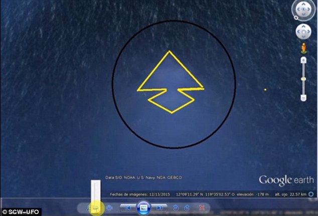 Phát hiện kim tự tháp hoàn hảo dưới đáy biển Thái Bình Dương - Ảnh 1.