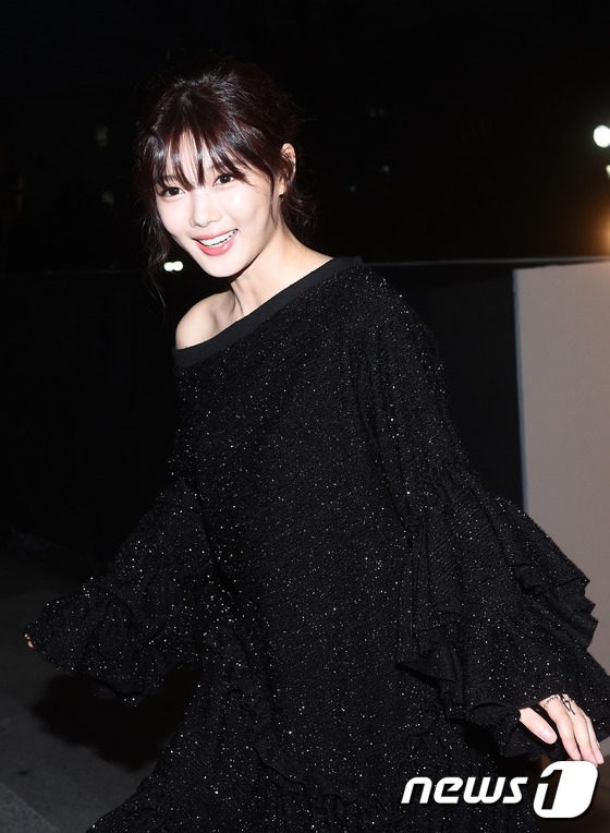 Thảm đỏ Asia Artist Awards: Chi Pu nổi bật, Yoona o ép vòng một bên nữ thần Suzy - Ảnh 25.