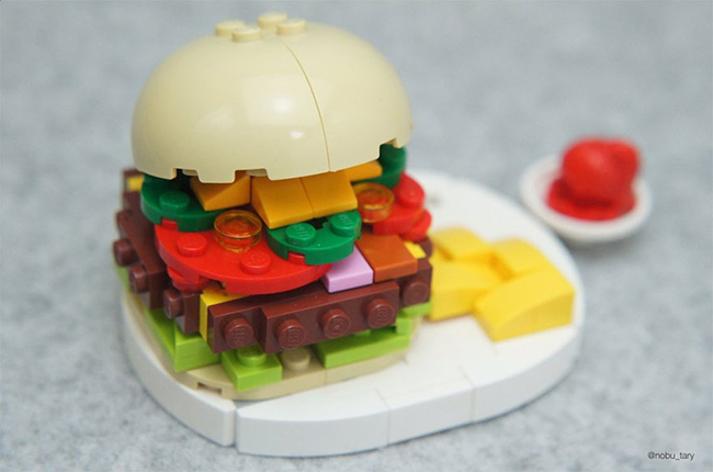 Nghệ sĩ xếp hình khéo léo biến hóa lego thành các món ăn ngon mắt - Ảnh 3.
