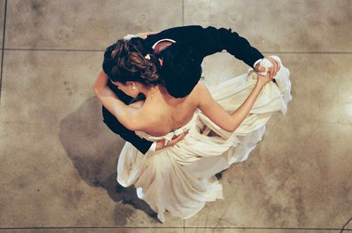 Thằng bạn th&acirc;n vừa k&yacute; đơn ly h&ocirc;n với vợ m&agrave; l&ograve;ng m&igrave;nh c&oacute; ch&uacute;t g&igrave; đ&oacute; hả h&ecirc;... - Ảnh 2.