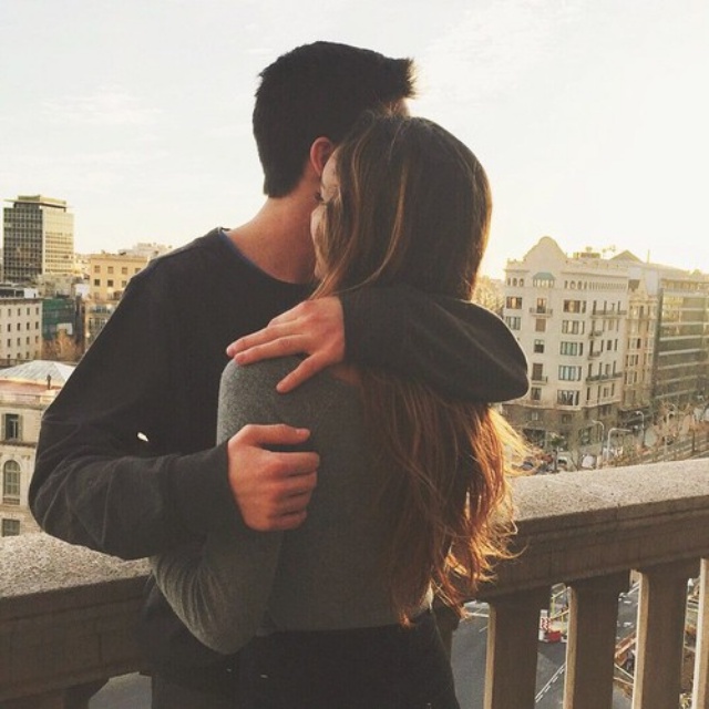 Mất người y&ecirc;u v&igrave; bạn g&aacute;i v&agrave; 2 cậu bạn th&acirc;n c&ugrave;ng nhau đ&oacute;ng kịch: Truyền thuyết tin bạn mất bồ l&agrave; c&oacute; thật! - Ảnh 2.