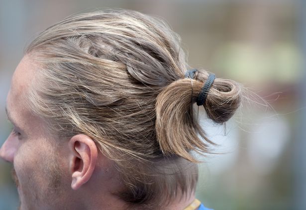 Chun buộc tóc TRƠN ĐEN size vừa mảnh C14 cho các bạn gái - Cột tóc |  ThờiTrangNữ.vn