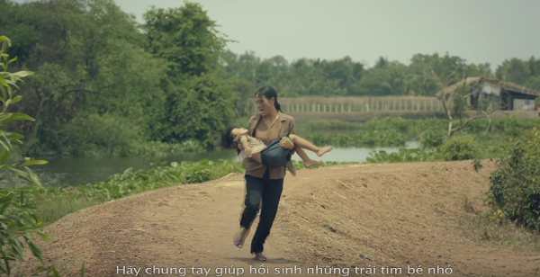 X&uacute;c động t&igrave;nh mẫu tử thi&ecirc;ng li&ecirc;ng trong &ldquo;H&agrave;nh Tr&igrave;nh 10 Bước Ch&acirc;n&rdquo; - Ảnh 9.