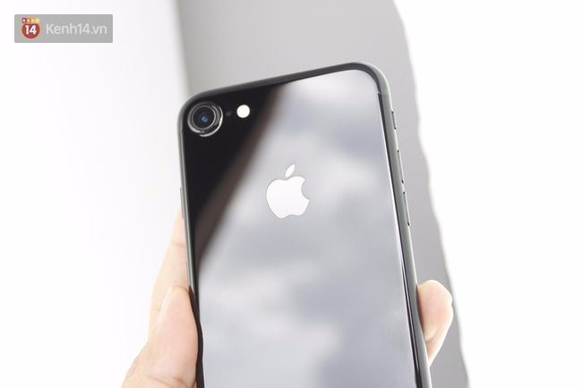 iPhone 7 chụp ảnh đẹp là thế, nhưng hóa ra cả cụm camera chỉ có giá hơn 500 nghìn - Ảnh 3.