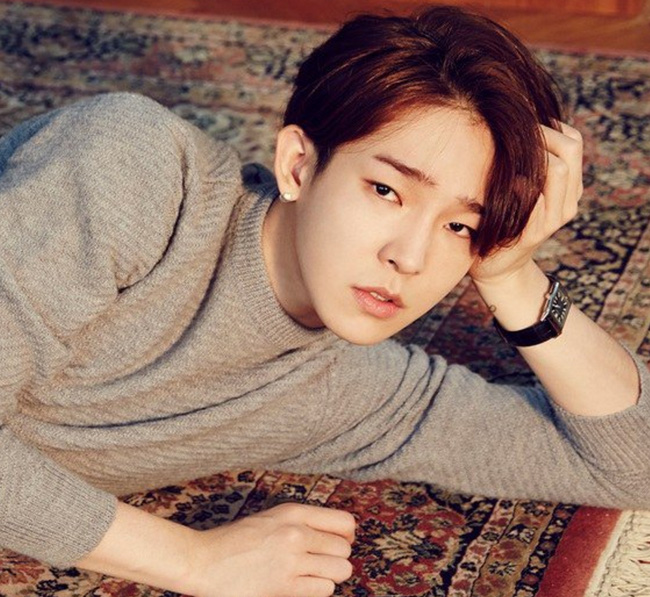 Nam Tae Hyun: Hòa mình vào những sáng tác đầy tinh tế của Nam Tae Hyun và cảm nhận sự đam mê trong từng nốt nhạc.