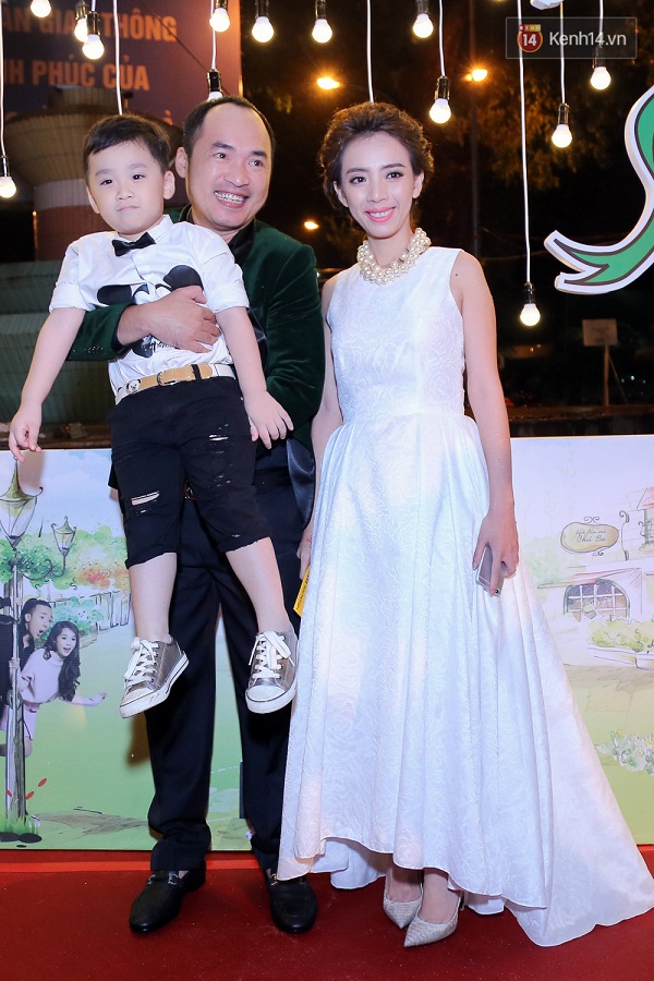 Vắng Hari, Trấn Thành cặp kè Sam tại họp báo phim “Nắng” - Ảnh 8.