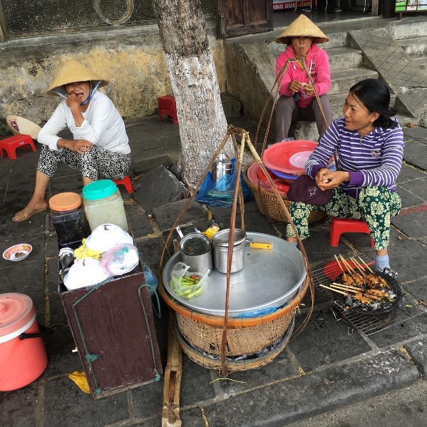 Những món ăn hè phố mà bạn nhất định phải thử khi đến Hội An - Ảnh 3.