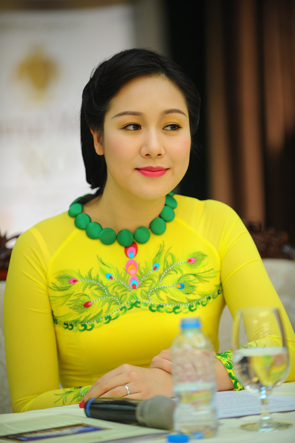 Mỹ nh&acirc;n Việt v&agrave; những lần khiến kh&aacute;n giả bất ngờ v&igrave; ph&aacute;t ph&igrave; - Ảnh 15.