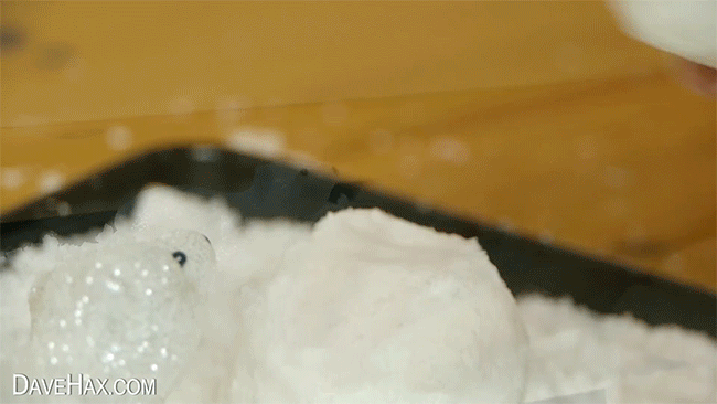 Cần gì đợi trời tuyết, bạn vẫn có thể làm người tuyết tại nhà với 2 nguyên liệu đơn giản - Ảnh 4.
