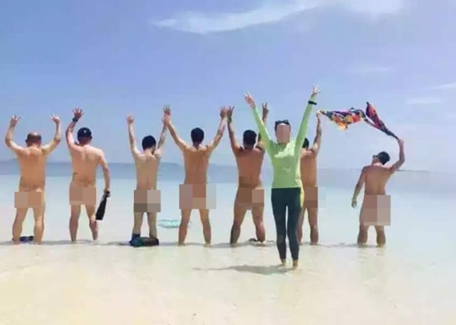 Kh&ocirc;ng muốn bị cảnh s&aacute;t t&oacute;m khi đi du lịch Trung Quốc th&igrave; đừng l&agrave;m những điều n&agrave;y - Ảnh 3.