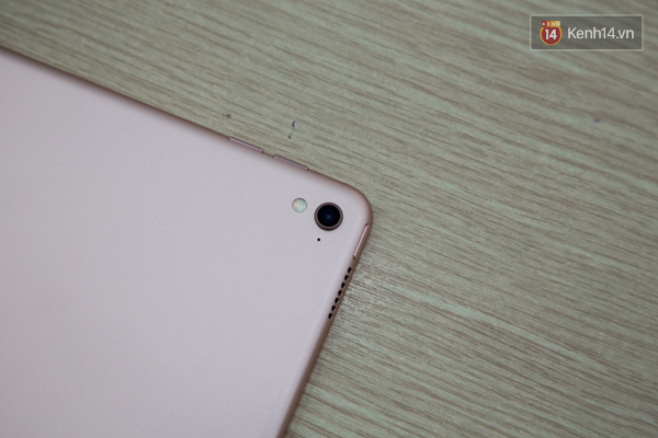 Cận cảnh chiếc iPad Pro v&agrave;ng hồng c&oacute; camera lồi vừa về Việt Nam - Ảnh 12.