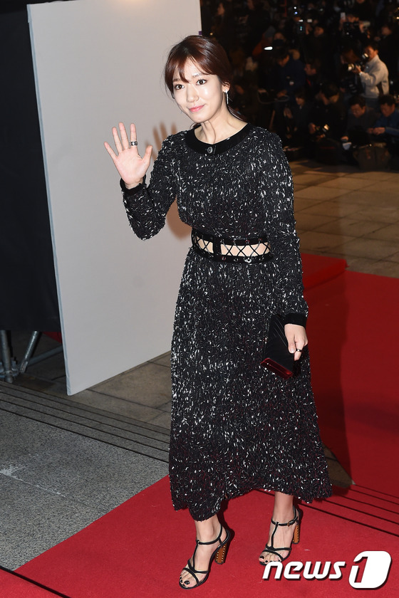 Thảm đỏ Asia Artist Awards: Chi Pu nổi bật, Yoona o ép vòng một bên nữ thần Suzy - Ảnh 22.