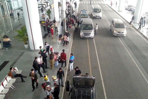 Camera gi&uacute;p kh&aacute;ch nhận lại triệu y&ecirc;n Nhật qu&ecirc;n tr&ecirc;n taxi - Ảnh 1.