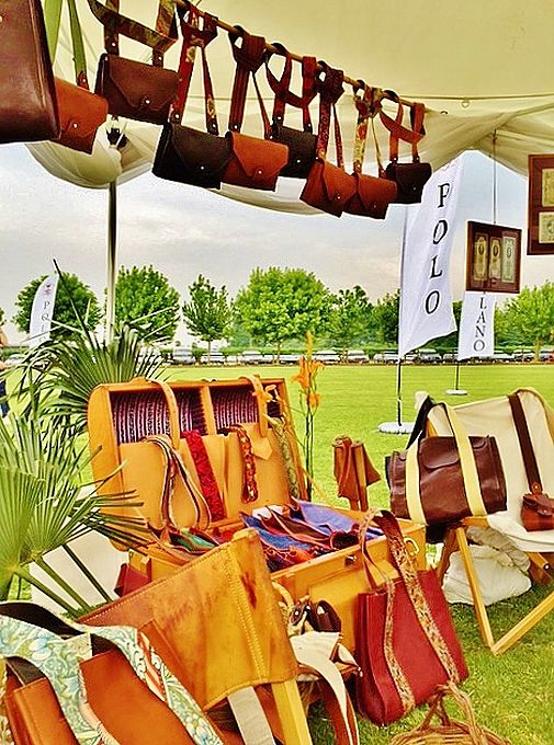 Thay đổi phong c&aacute;ch mỗi ng&agrave;y c&ugrave;ng t&uacute;i da s&agrave;nh điệu tới từ nước &Yacute; - Ảnh 7.