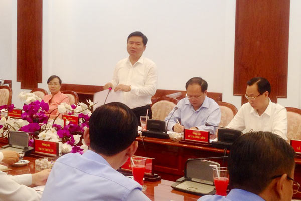 Bí thư Thành ủy TPHCM Đinh La Thăng: Chấm dứt ngay các hoạt động chúc tụng, tập trung vào việc! - Ảnh 1.
