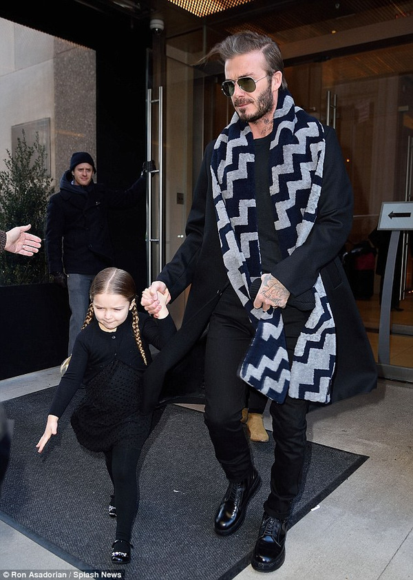 Beckham làm vệ sỹ riêng cho Harper Seven - Ảnh 8.