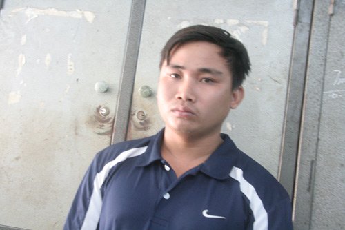 Bắt kẻ biến thái chuyên sờ mông, ngực phụ nữ - Ảnh 1.