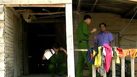 Chị chết, em ngất lịm v&igrave; điện giật khi đi qua suối - Ảnh 1.