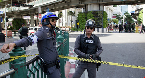 Đánh bom ở Thái Lan: 2 người chết, 8 người bị thương - Ảnh 1.