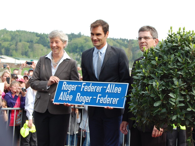 Thụy Sĩ đặt t&ecirc;n đường vinh danh Roger Federer - Ảnh 1.