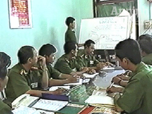 Giết người - cướp tài sản bắt chước phim Cảnh sát hình sự Rex - chú chó thám tử (2) - Ảnh 1.
