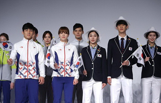 VĐV Hàn Quốc mặc đồng phục chống muỗi ở Olympic 2016 - Ảnh 1.