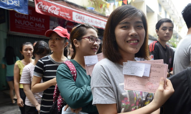  Hơn 1.500 cử tri sinh vi&ecirc;n đi bầu cử ở k&yacute; t&uacute;c x&aacute;  - Ảnh 1.