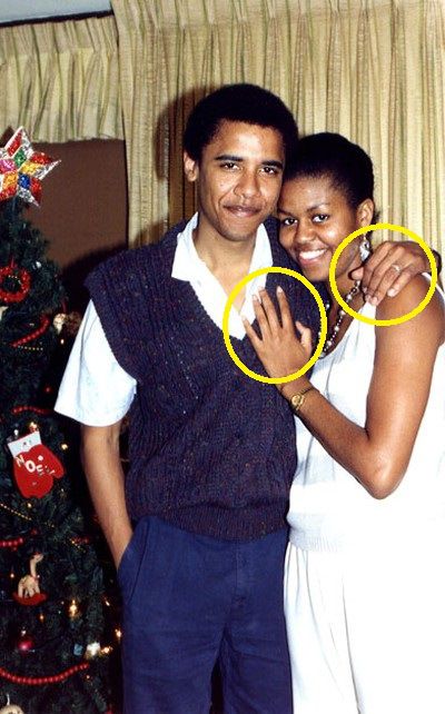 Điều bất ngờ thú vị: Tổng thống Obama đã đeo nhẫn cưới từ lúc chưa lấy vợ - Ảnh 1.