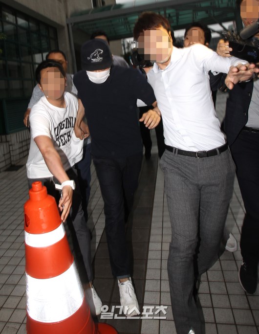 Cảnh sát vẫn tiếp tục điều tra nghi án Yoochun (JYJ) xâm hại tình dục dù cô Lee đã rút đơn kiện - Ảnh 1.