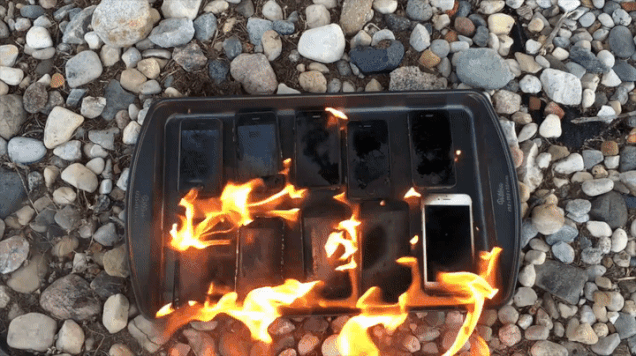 Mang cả họ iPhone ra thử khả năng chống lửa và cái kết rất bất ngờ - Ảnh 2.