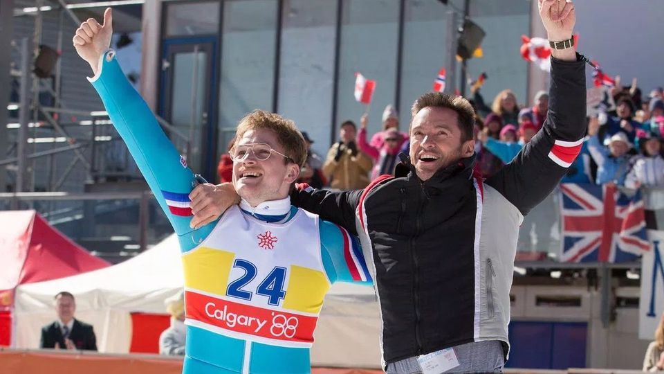 Eddie The Eagle - Kh&ocirc;ng c&oacute; vinh quang cho kẻ bỏ cuộc - Ảnh 1.