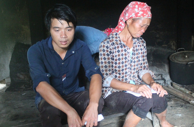 Khởi tố vụ án giết 4 người trong cùng gia đình ở Lào Cai - Ảnh 2.