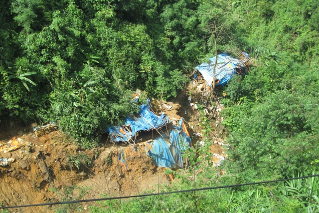 Sập hầm vàng ở Lào Cai: Chính quyền thừa nhận 11 người chết và mất tích - Ảnh 1.