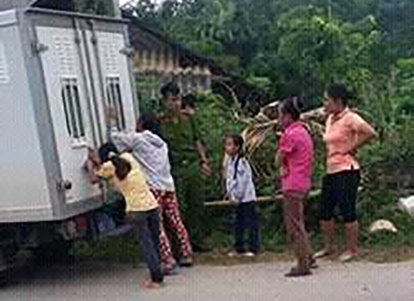 Y&ecirc;n B&aacute;i r&uacute;ng động v&igrave; vụ &aacute;n bố đẻ x&acirc;m hại 2 con g&aacute;i ruột - Ảnh 1.