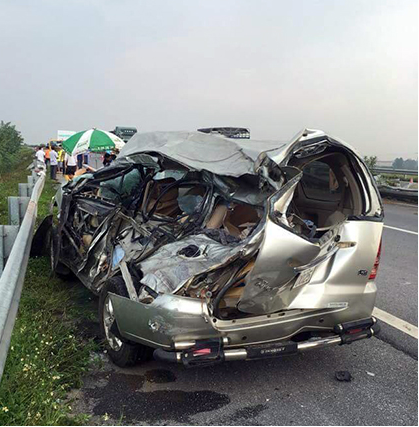 Nạn nhân vụ tai nạn rợn người trên cao tốc Nội Bài – Lào Cai tử vong - Ảnh 1.