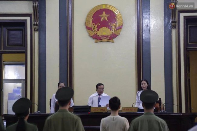 X&eacute;t xử hoa hậu Phương Nga lừa 16,5 tỷ của đại gia: Bị c&aacute;o khẳng định m&igrave;nh bị oan - Ảnh 6.