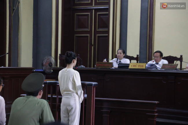 X&eacute;t xử hoa hậu Phương Nga lừa 16,5 tỷ của đại gia: Bị c&aacute;o khẳng định m&igrave;nh bị oan - Ảnh 10.