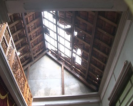 Lốc xoáy kinh hoàng tốc mái gần 60 ngôi nhà ở Quảng Bình - Ảnh 1.