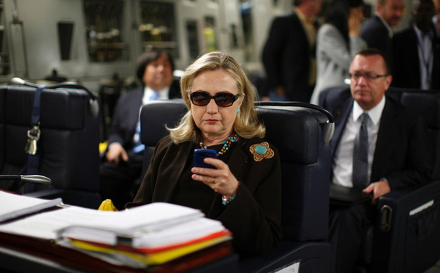 Kh&aacute;c với Tổng thống Obama, cả Donald Trump v&agrave; Hillary Clinton đều g&agrave; mờ c&ocirc;ng nghệ - Ảnh 3.