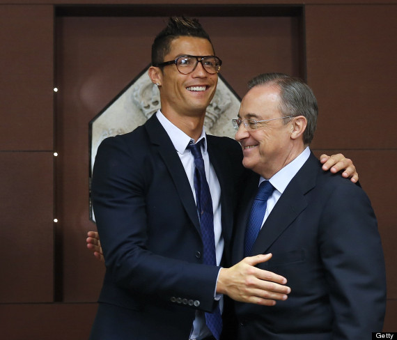 Ronaldo ký hợp đồng tỷ đô với Nike - Ảnh 1.
