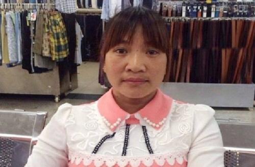 Cha t&igrave;m thấy con g&aacute;i sau 16 năm nhờ facebook: Bao nhi&ecirc;u năm giấc ngủ cha kh&ocirc;ng y&ecirc;n - Ảnh 1.