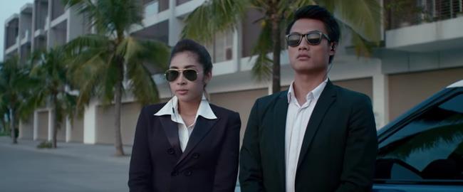 Vệ Sĩ của Chi Pu v&agrave; Angela Phương Trinh: Giống nhau đến ngỡ ng&agrave;ng? - Ảnh 2.