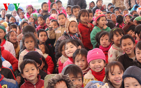 Dân số Việt Nam sẽ chạm mốc 100 triệu người vào năm 2026 - Ảnh 1.